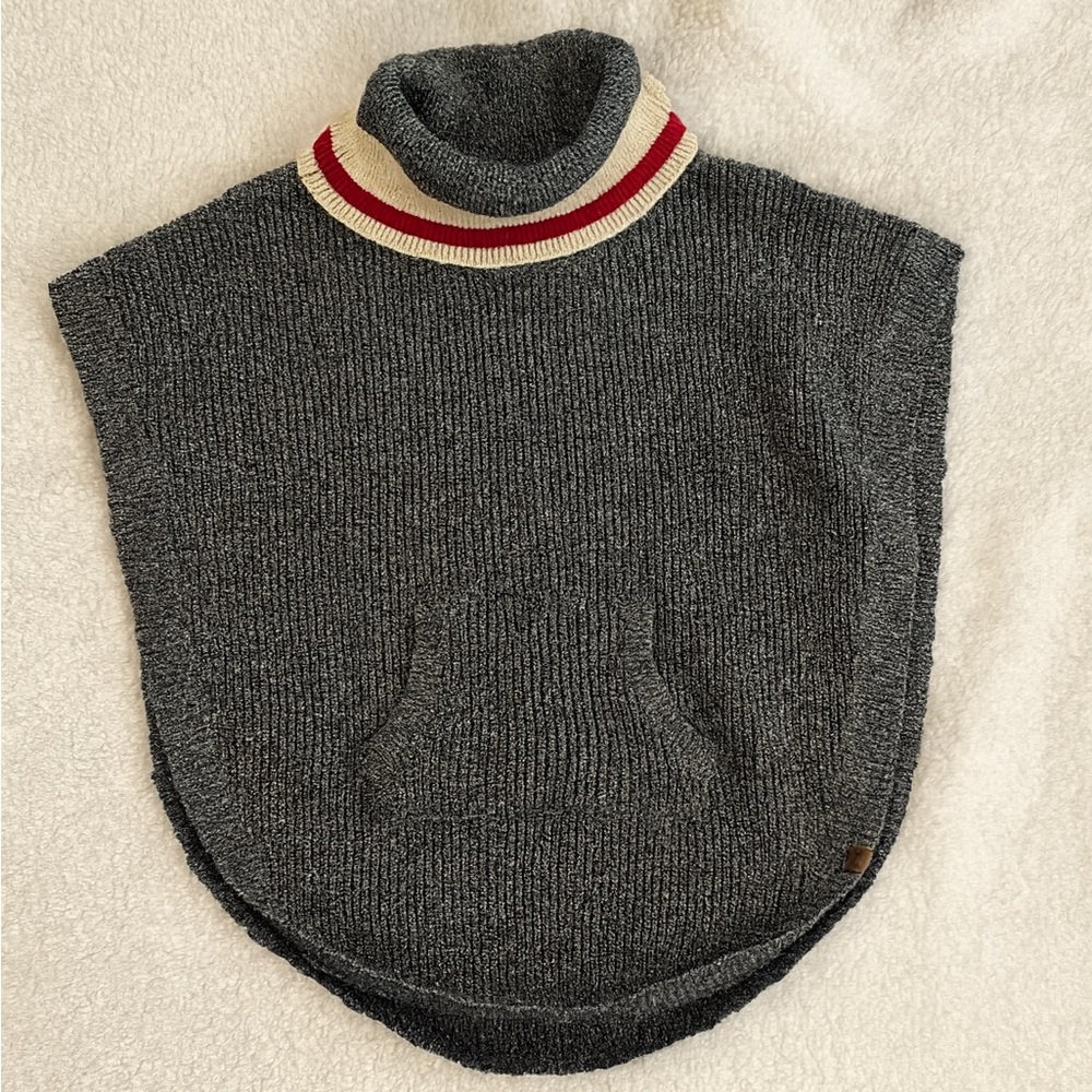 Roots kids size youth small/medium knit shawl
